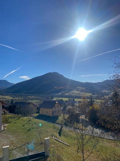 Appartement Au Coeur De Seyne Eksteriør billede