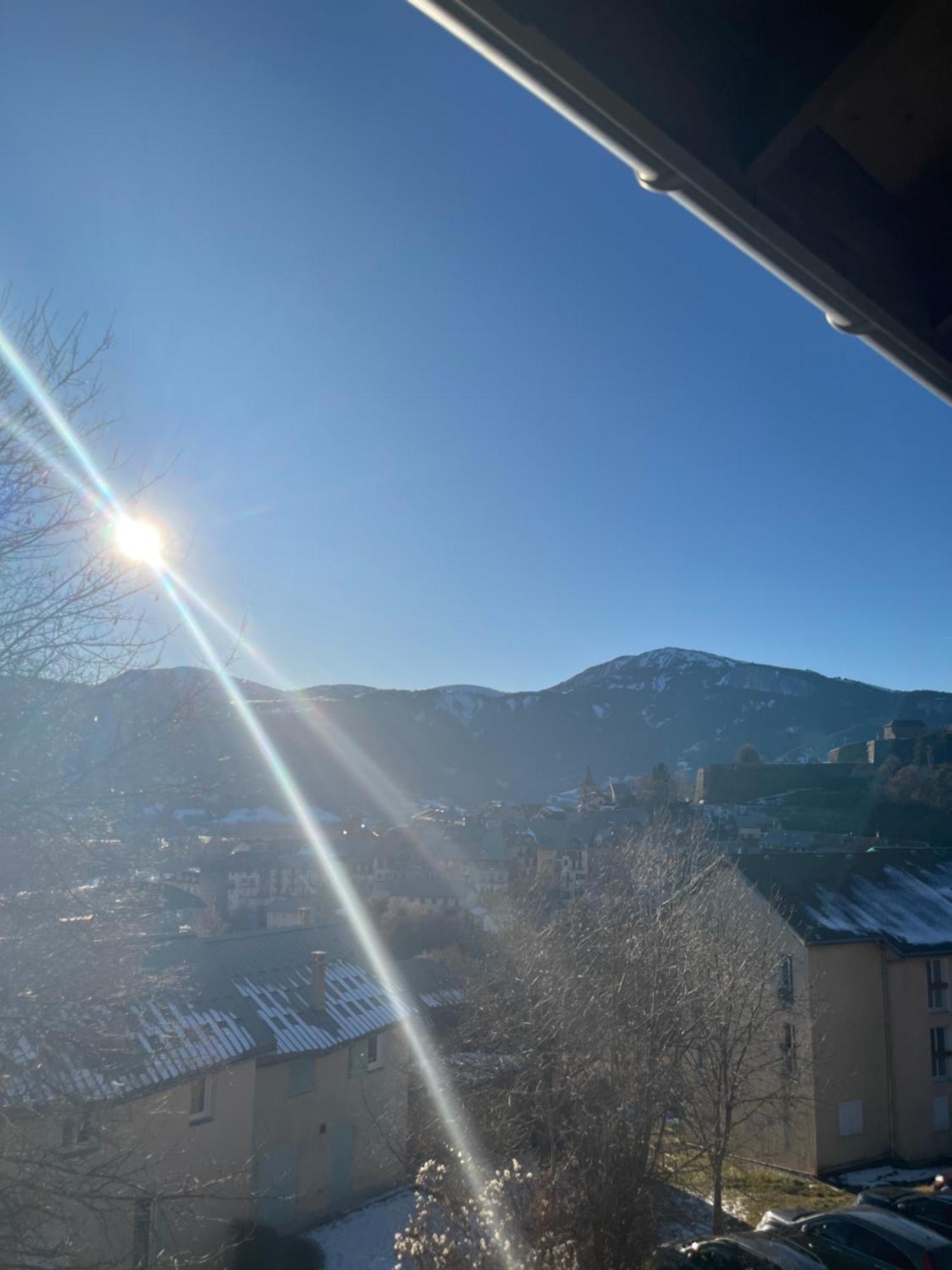 Appartement Au Coeur De Seyne Eksteriør billede